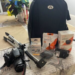 Canon Black DSLR Camera with Accessories Kit